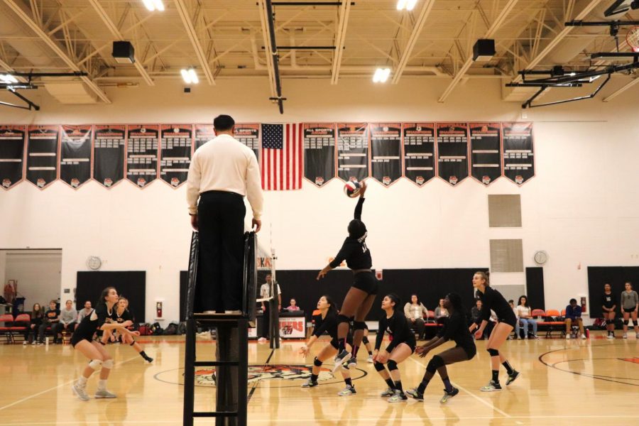Girls Volleyball Falls to Newton in State Tournament Semi-Finals