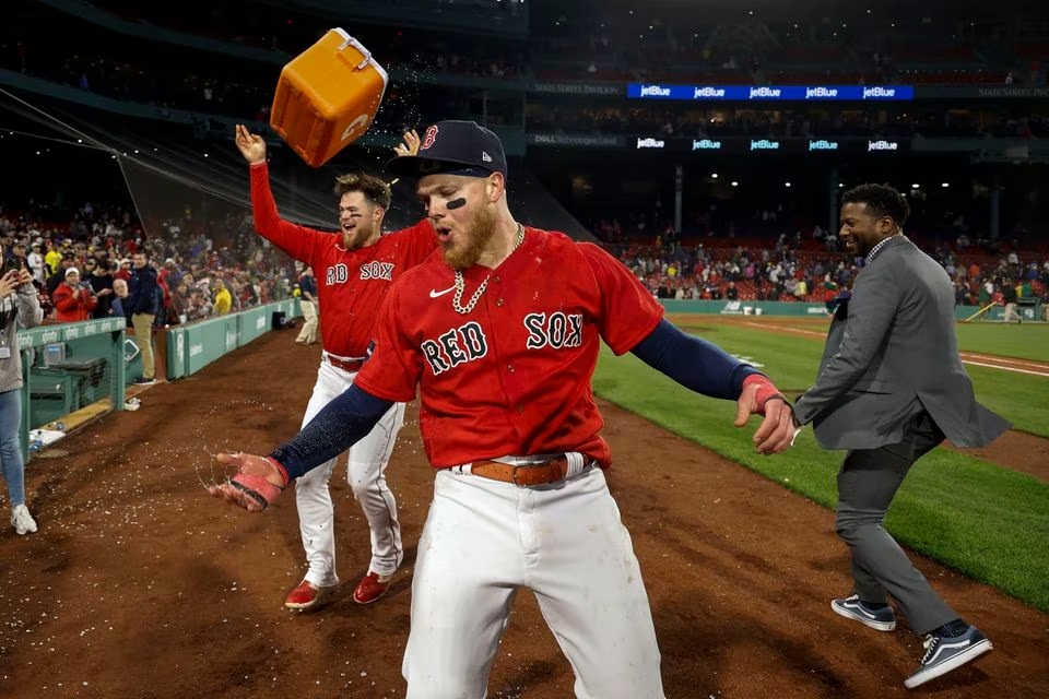 Red Sox' Adam Duvall reacts to being on wrong end of historic